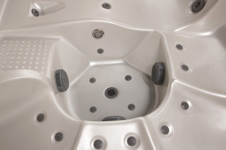 Гидромассажный бассейн Sunrans SR830