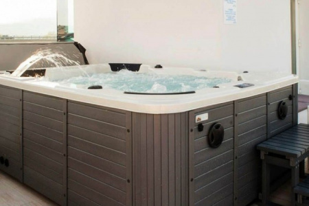 Гидромассажный бассейн Sunrans SR808